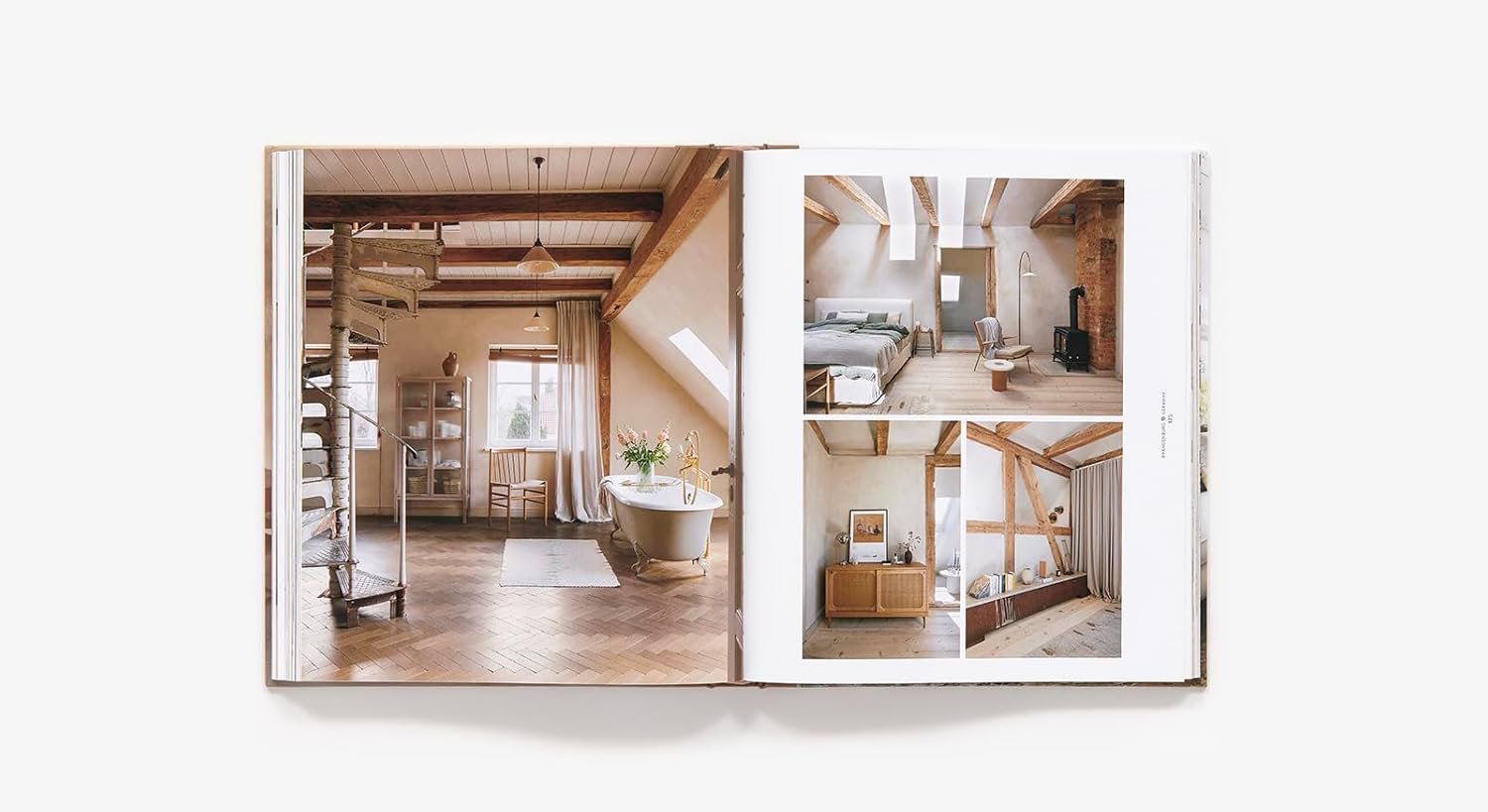 עטיפת הספר "ספר עיצוב sense of place" מאת Fine Lab Home, המציגה פינת אוכל כפרית עם ריהוט מעץ, קירות בהירים, אגרטל עם ענפים ואור טבעי רך. כולל את שם הספר ושמות המחברים.