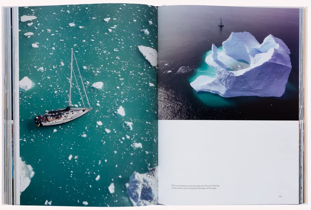 The Fine Lab Home ספר עיצוב boatlife הוא ספר בכריכה קשה המציג את החיים על סירות מפרש ליד איים סלעיים — בחירה אידיאלית לחובבי הים.