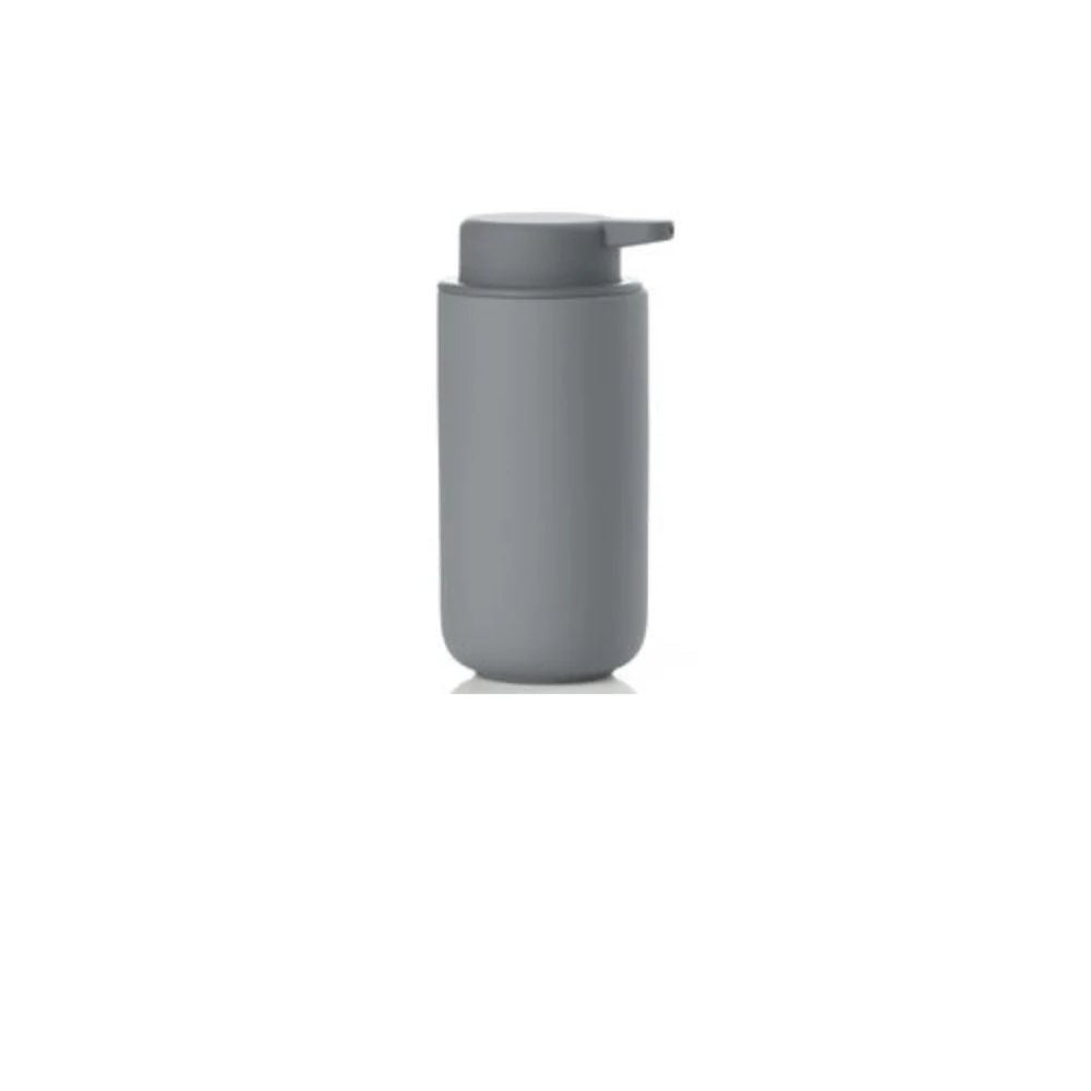 מתקן אפור וצילינדרי מבית Fine Lab Home, עשוי מחרסינה חלקה עם מכסה משאבה, מוצב על רקע לבן חלק.