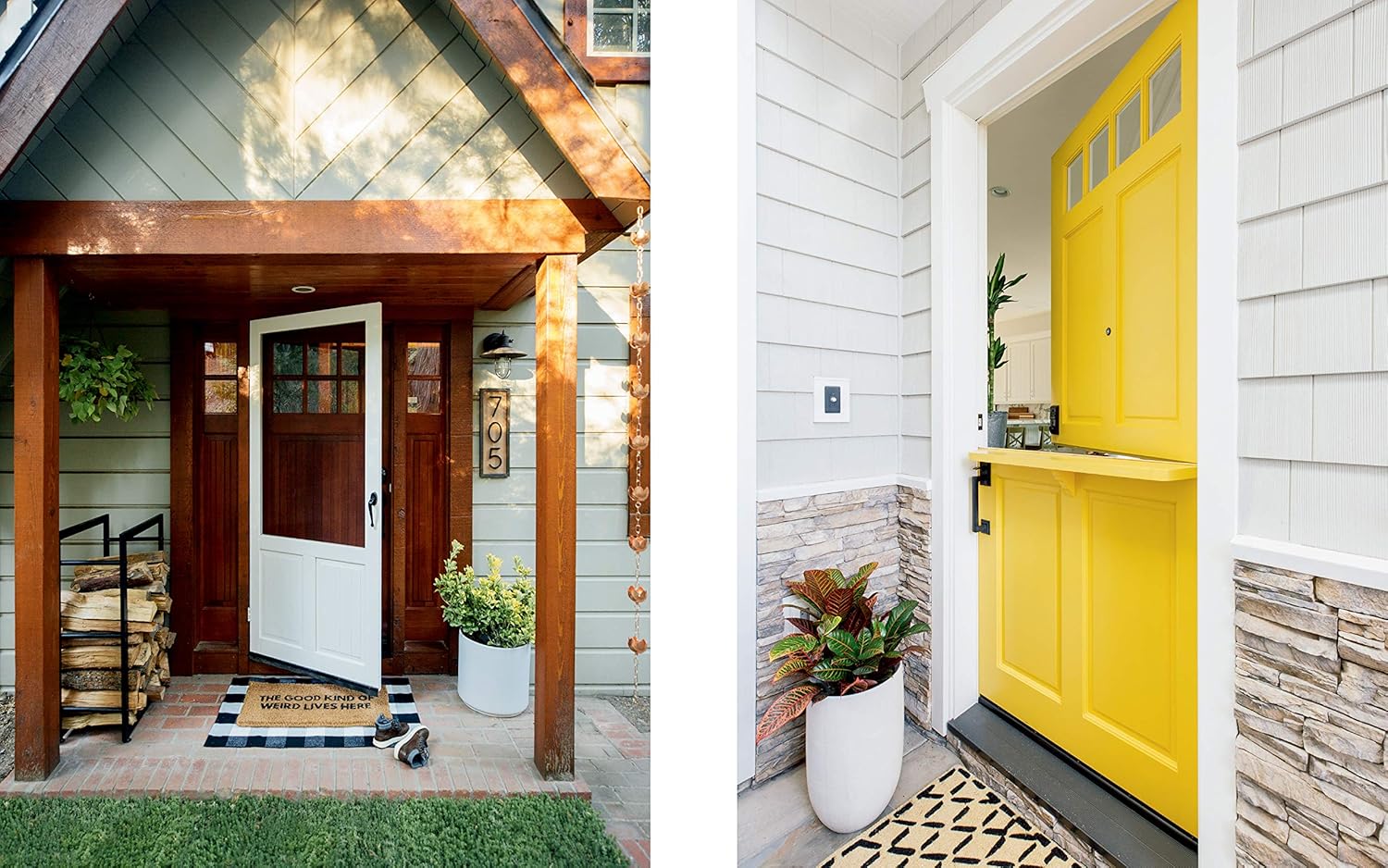 חדר רחצה מודרני עם כיורים כפולים, ארונות כהים, מראות, מגבות מגולגלות, שידה מרכזית, שטיחים אדומים, שרפרף כחול וצמחים – תמונה שנלקחה היישר מתוך סיפור הבית בספר העיצוב של Fine Lab Home.