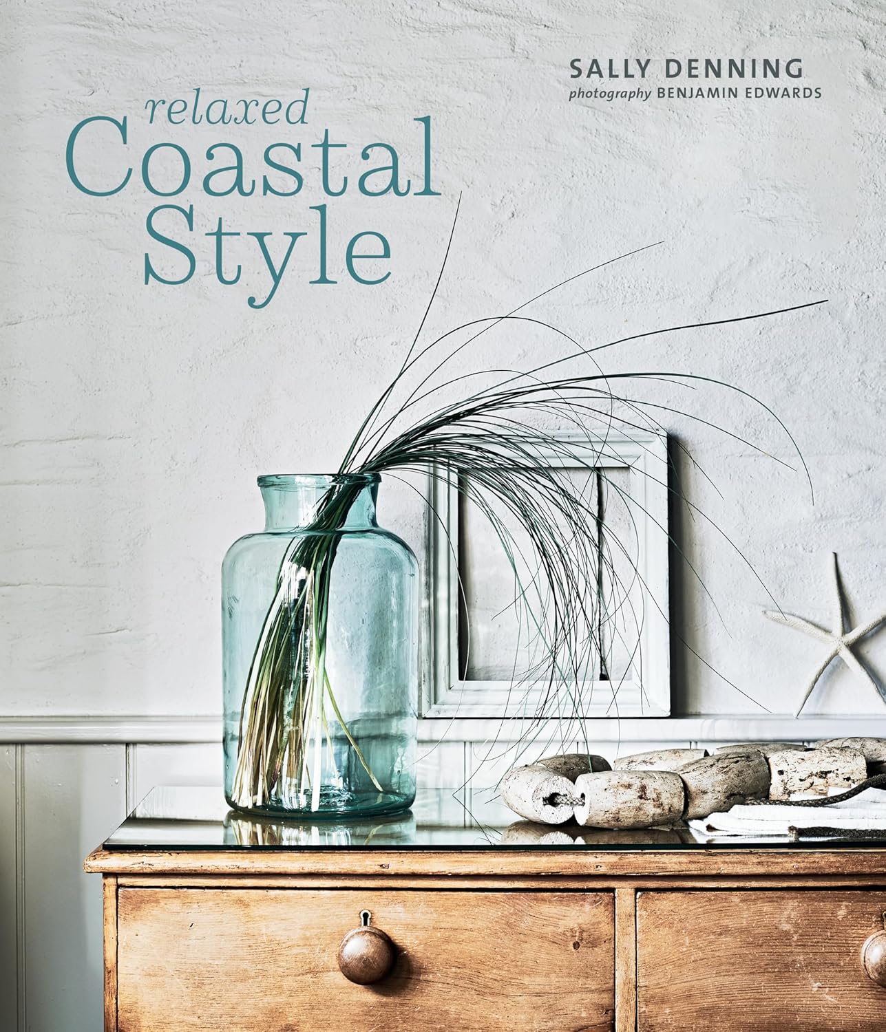 ספר עיצוב Relaxed Coastal Style