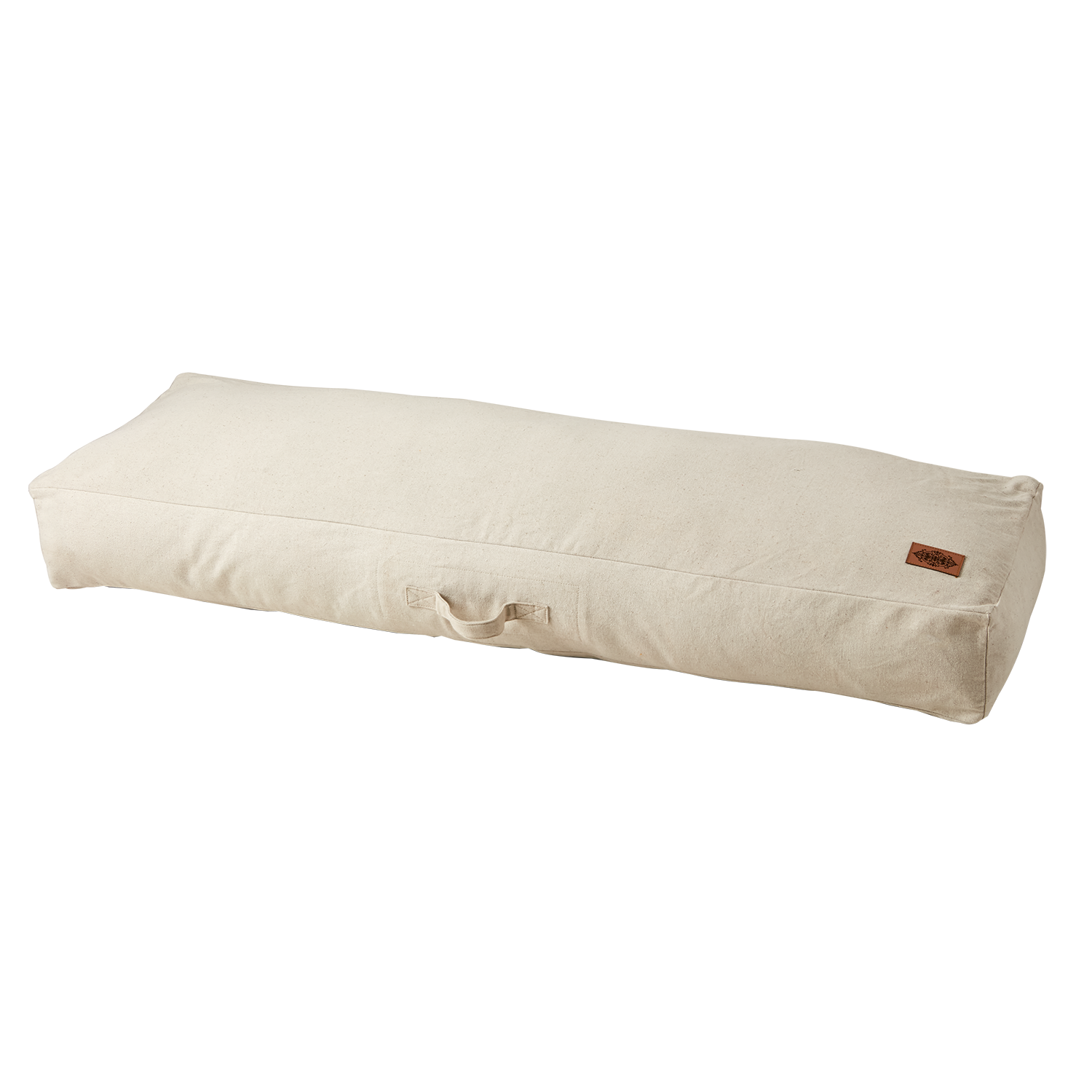 כרית גב מלבנית בצבע בז' מבית Fine Lab Home, עם ידית קדמית ותווית חומה קטנה בפינה, מוצגת על רקע לבן.