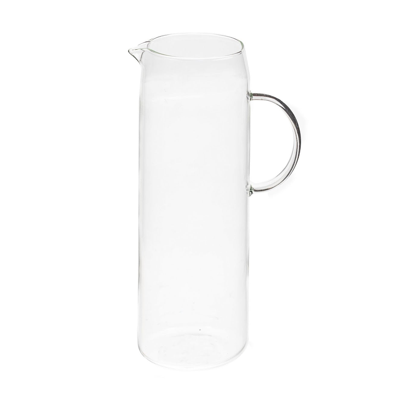 קנקן זכוכית של Fine Lab Home בצורת גליל, עם פיה צרה וידית מעוקלת, מוצג על רקע לבן. קיבולת: 1.5 ליטר.