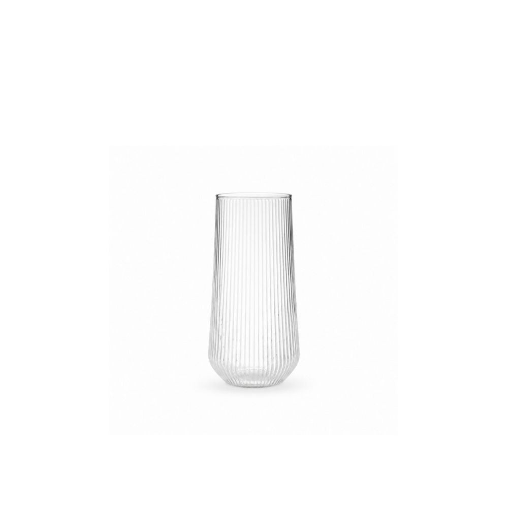 סט של שישה כוסות למשקאות קרים של המותג Fine Lab Home (510 מ“ל כל אחת), העשויות מזכוכית שקופה עם מרקם פסים אנכיים המזכיר ”כוס פסים“, מוצגות על רקע לבן חלק.