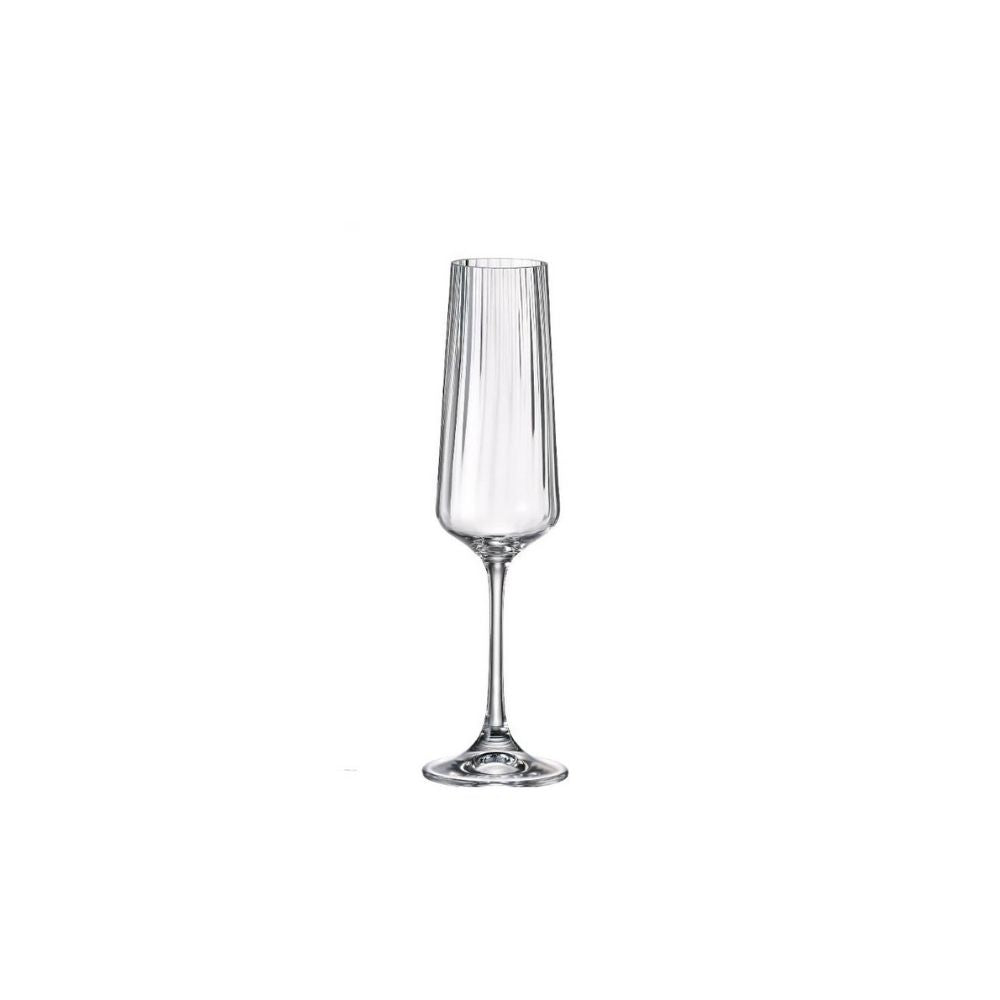 כוס שמפניה אחת - 160 מ“ל (סט של 6 יחידות) מבית Fine Lab Home, בעלת רגל ארוכה וקערה צרה, המוצבת במרכז רקע לבן.